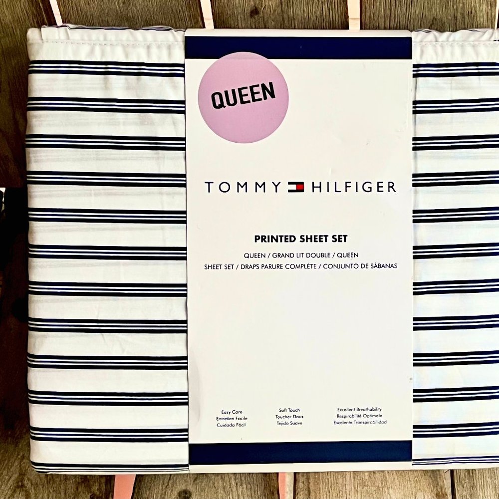 TOMMY HILFIGER NAVY BLUE & WHITE STRIPE Sheet Set - 4-pc Queen Size Set